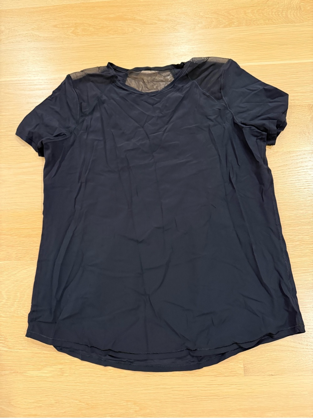 Lululemom Women's Short Sleeve Mesh-Yoke Top